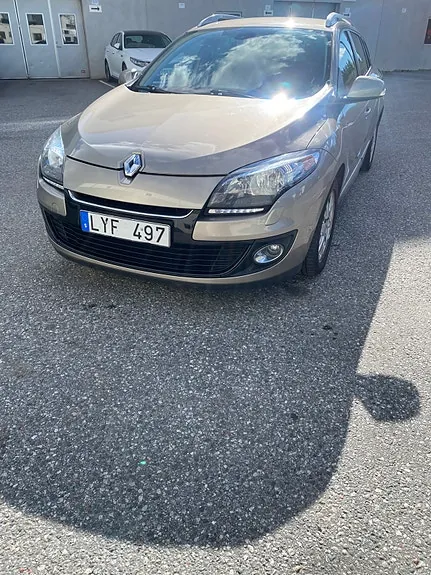 Renault Megane Iii 2012 photo 4