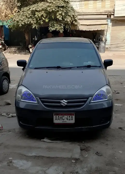 Suzuki Liana