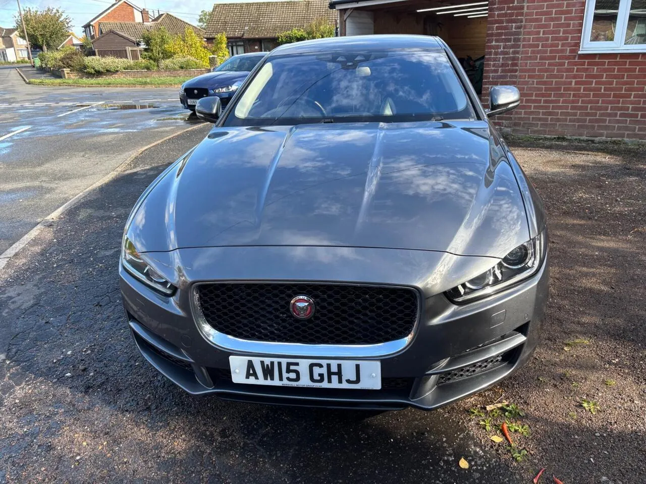 Jaguar Xe 2015 photo 5