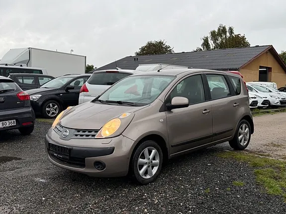 Nissan Note 2006 photo 2
