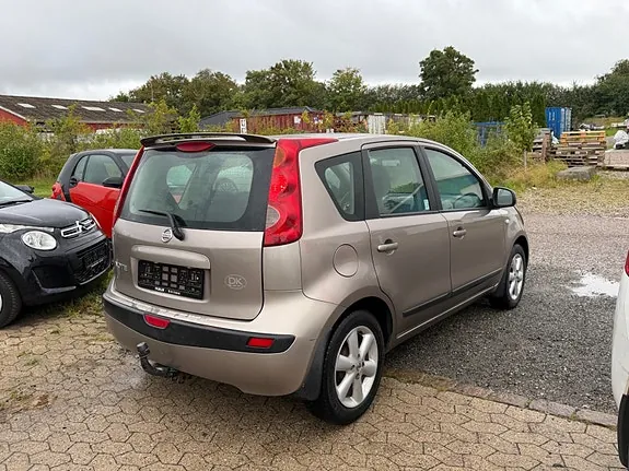 Nissan Note 2006 photo 5