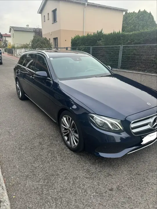Mercedes-Benz E-Class 2018 photo 3