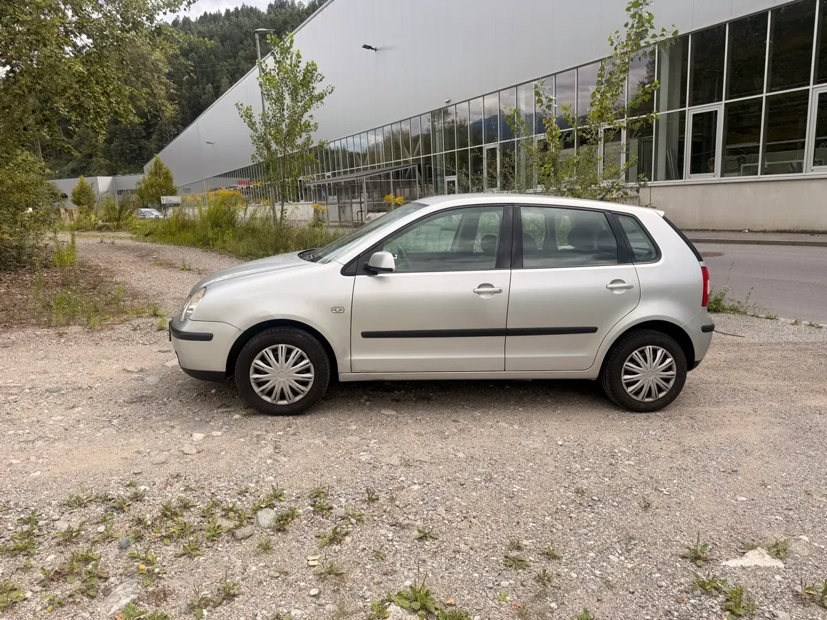 Volkswagen Polo 2003 photo 2