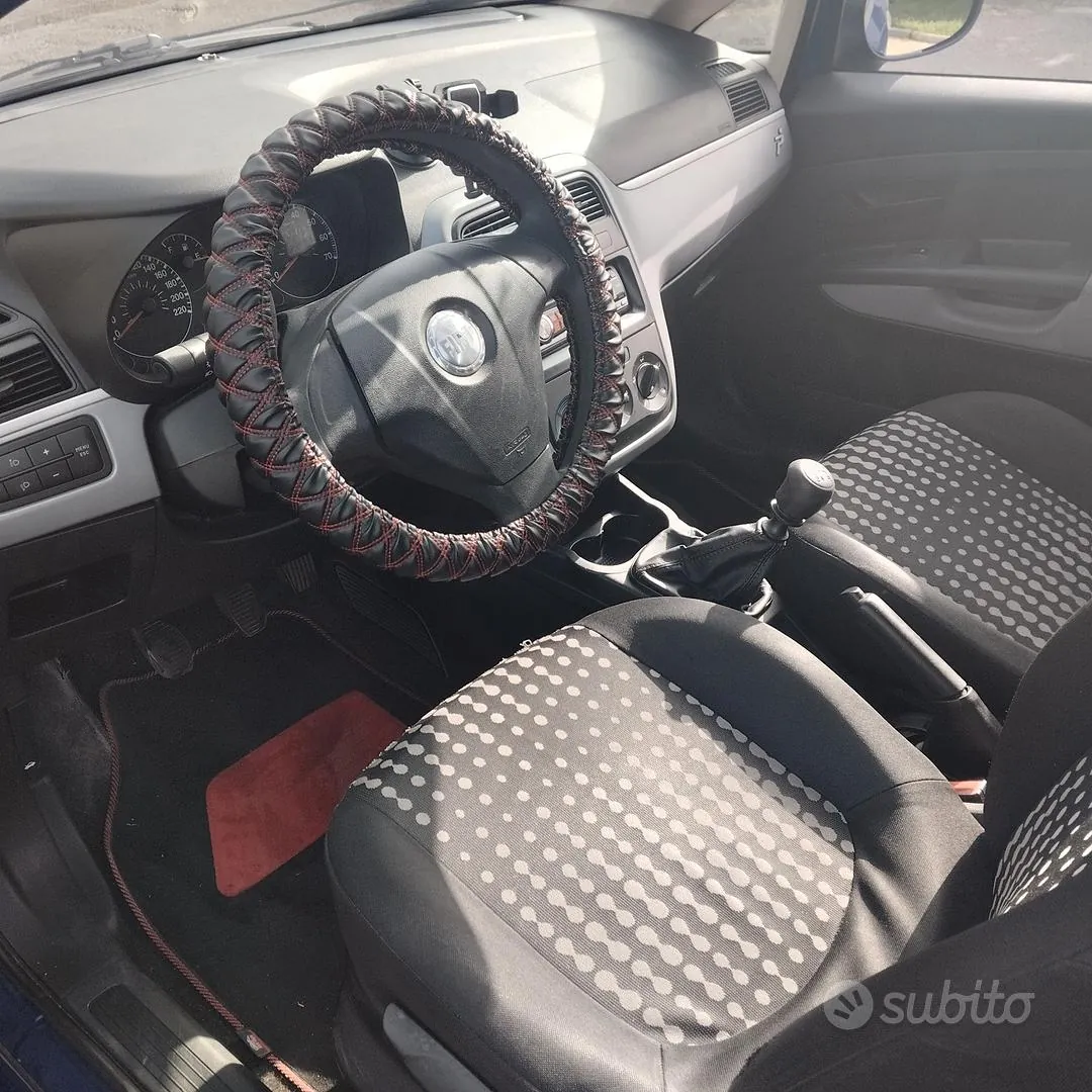 Fiat Grande Punto 2006 photo 5
