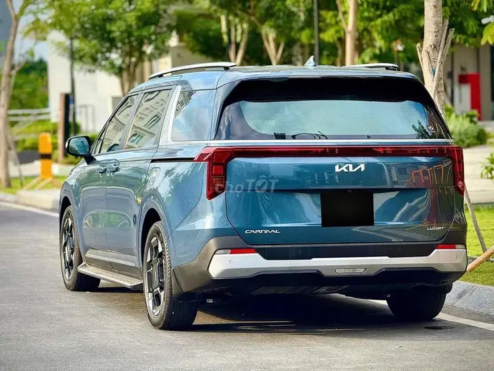 Kia Carnival 2025 photo 3