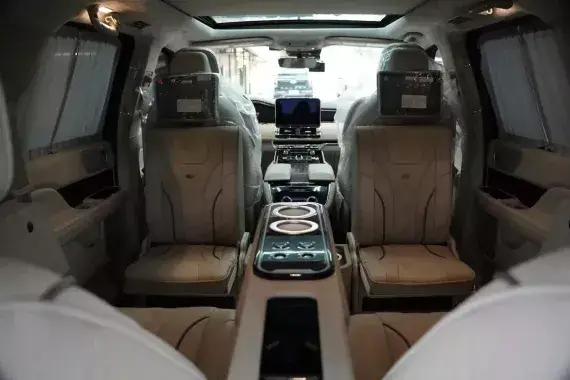 Lincoln Navigator 2022 photo 4