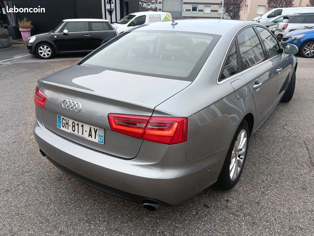 Audi A6 2012 photo 2