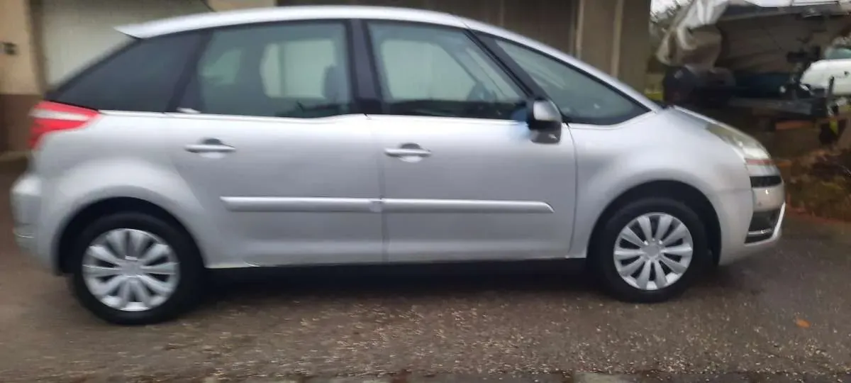 Citroen C4 Picasso 2007 photo 4