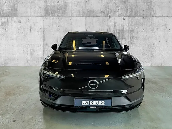 Volvo Ex30 2025 photo 2