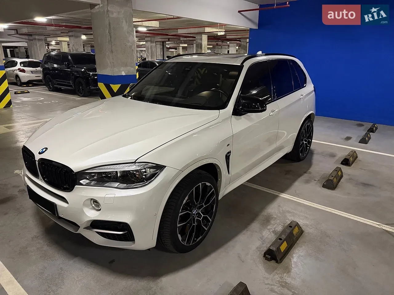 BMW X5 2017 photo 2