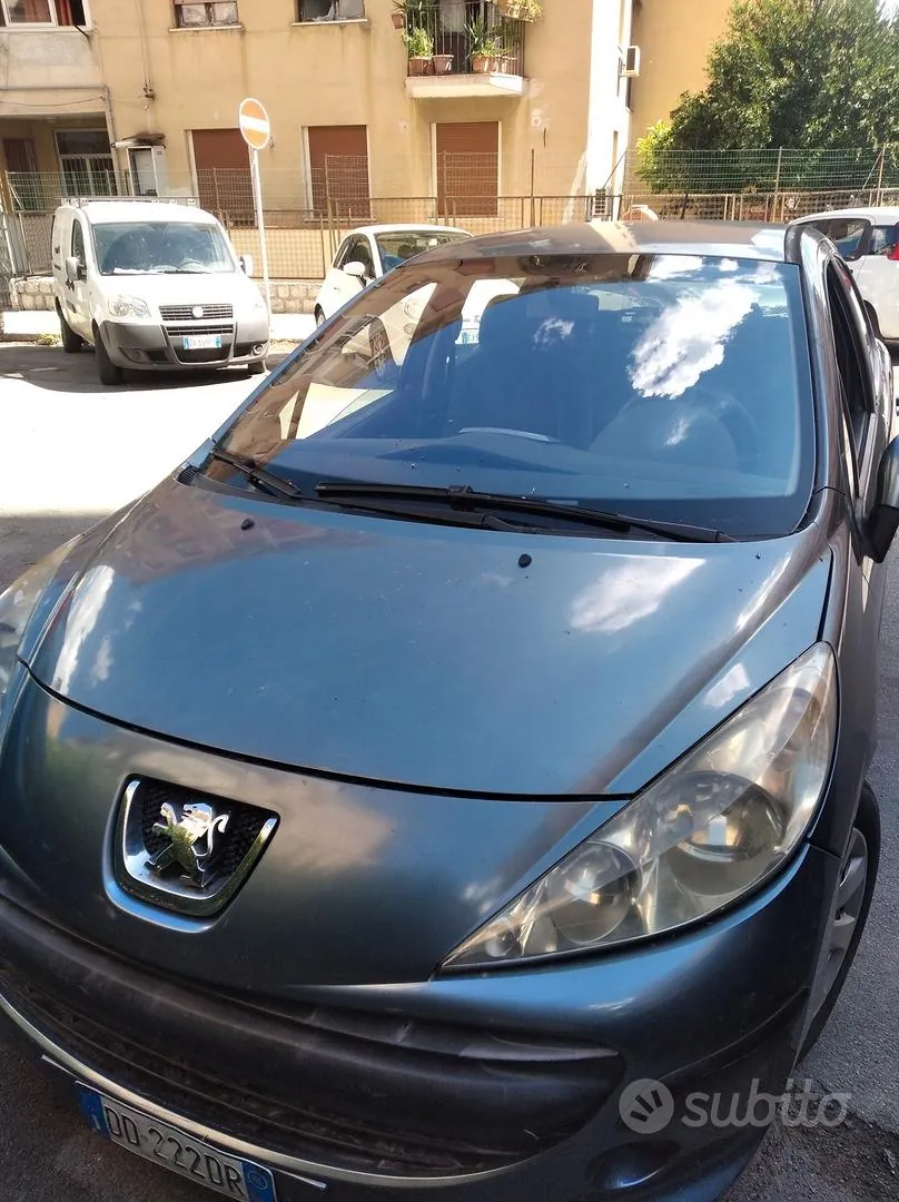 Peugeot 207 2006 photo 3