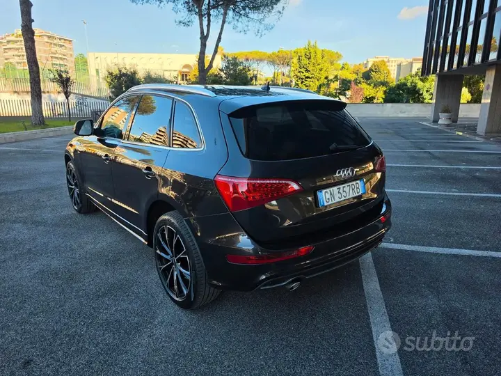Audi Q5 2011 photo 2