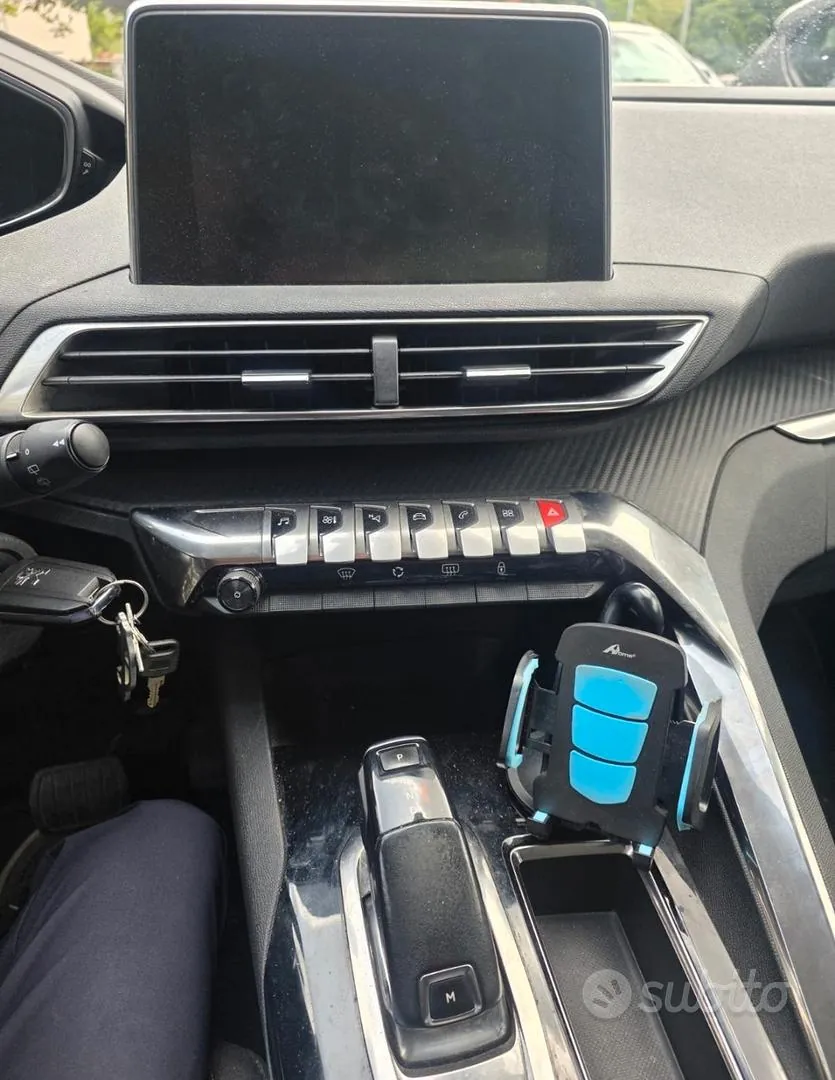 Peugeot 3008 2020 photo 5