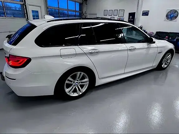 BMW 520D 2015 photo 2
