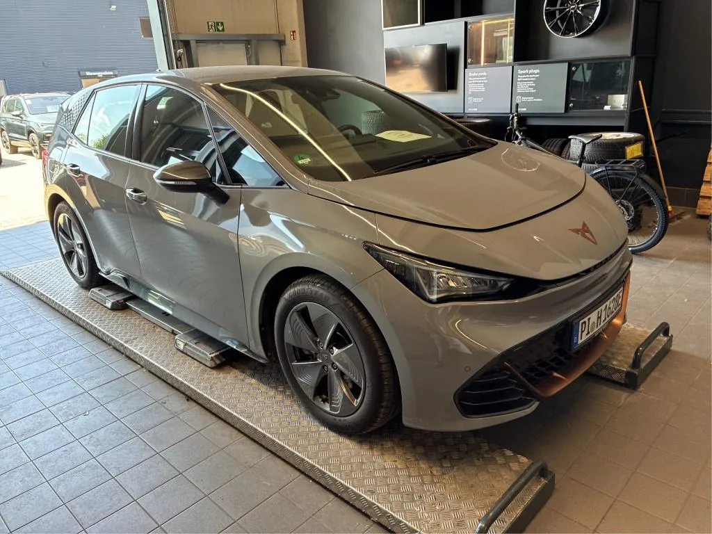 Cupra Born