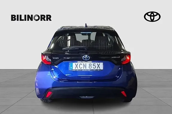 Toyota Yaris 2023 photo 4