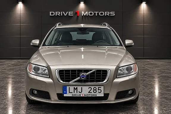Volvo V70 2009 photo 2
