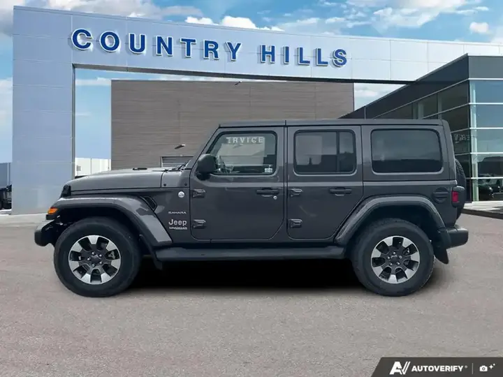 Jeep Wrangler 2022 photo 3