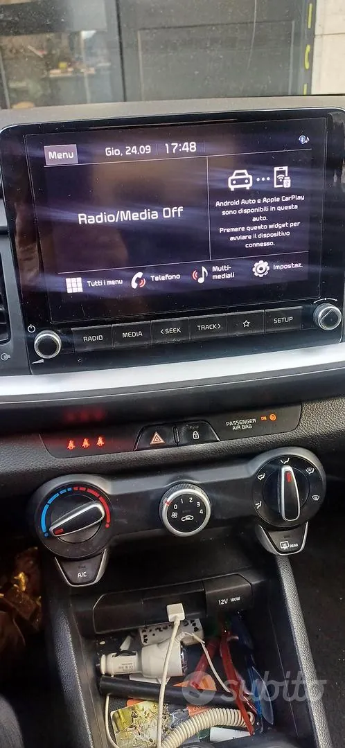 Kia Stonic 2021 photo 3