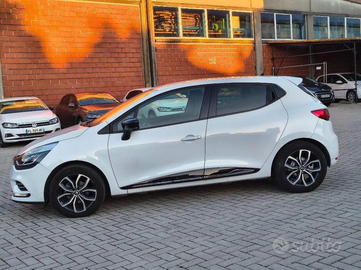 Renault Clio 2018 photo 4