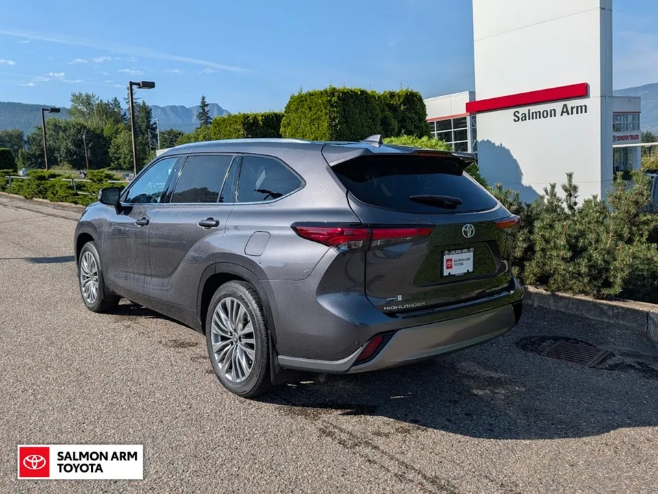 Toyota Highlander 2022 photo 4