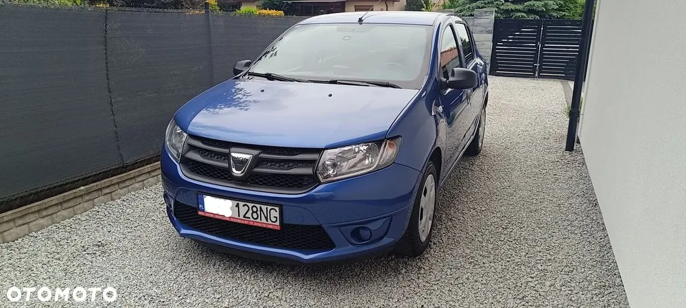 Dacia Sandero 2014 photo 2