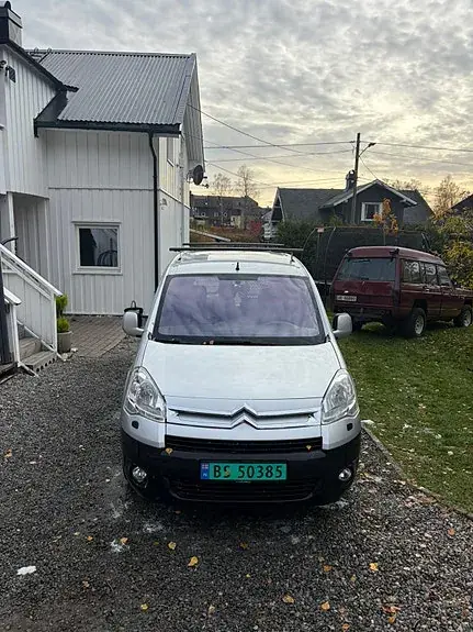Citroen Berlingo 2012 photo 2
