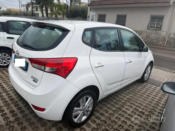 Hyundai Ix20 2013 photo 4