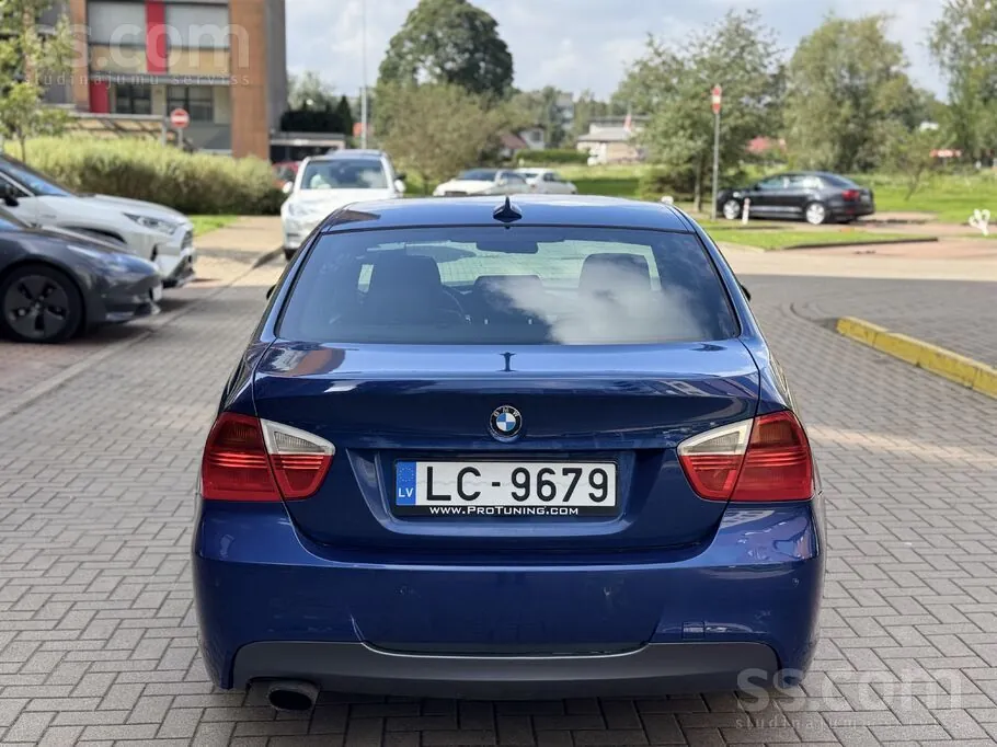 BMW 320 2008 photo 4