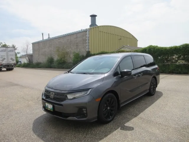 Honda Odyssey 2025 photo 2