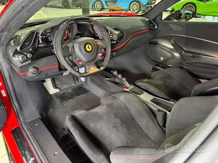 Ferrari 488 2020 photo 2
