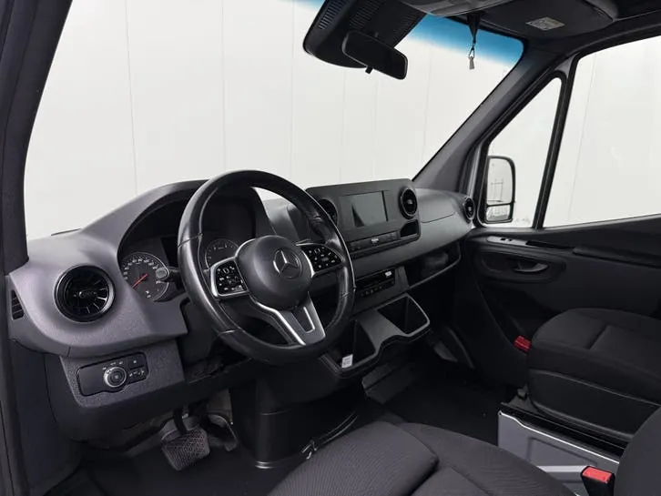 Mercedes-Benz Sprinter 2021 photo 3