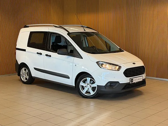 Ford Transit Courier 2022 photo 2