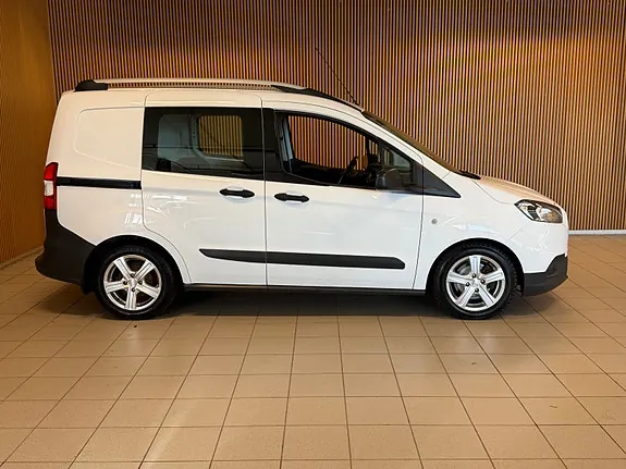 Ford Transit Courier 2022 photo 3