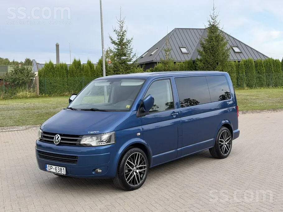 Volkswagen Multivan 2011 photo 3