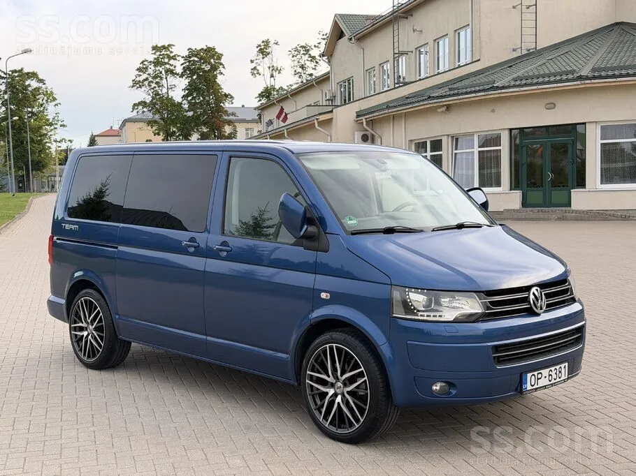 Volkswagen Multivan 2011 photo 4