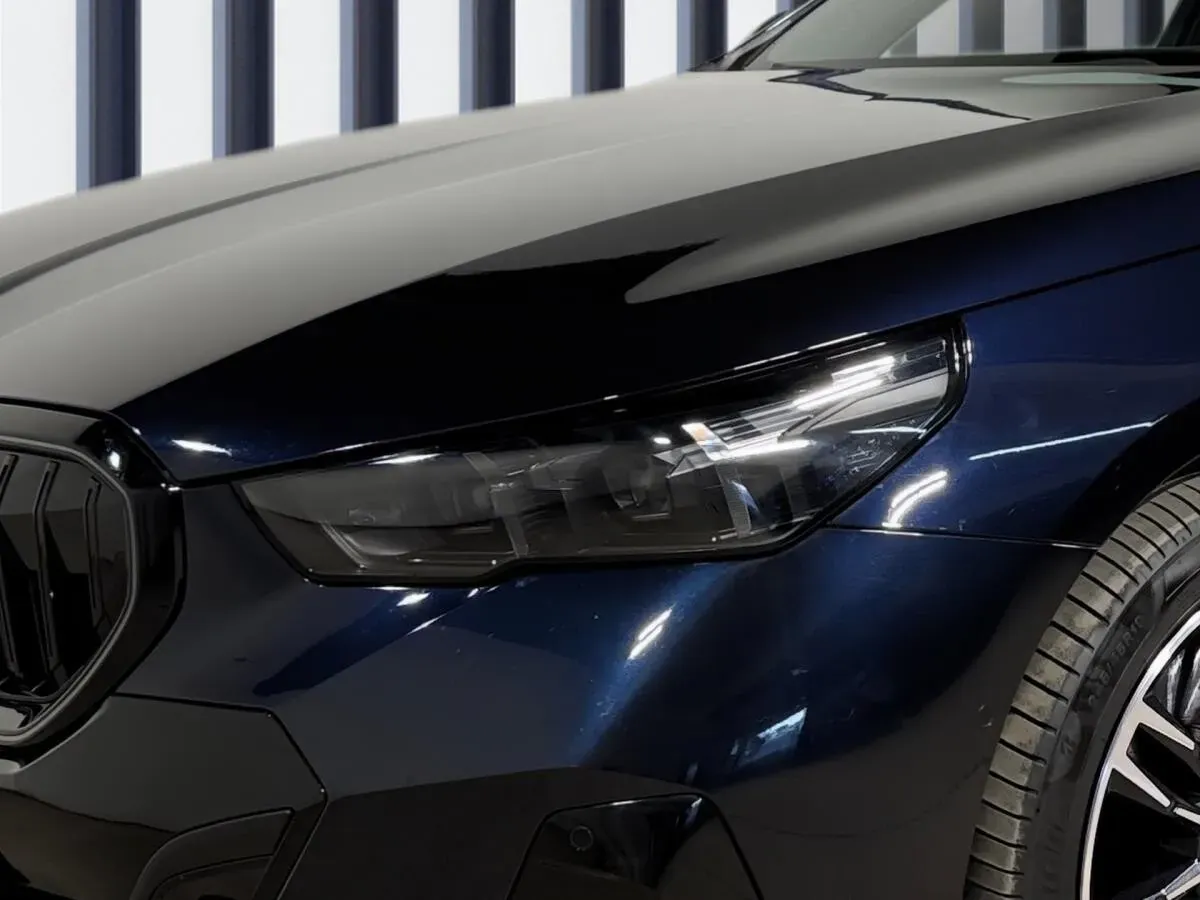 BMW 5 Series 2024 photo 3