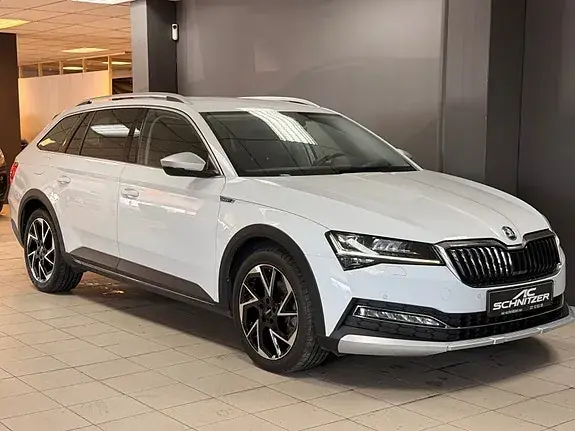 Skoda Superb 2023 photo 3