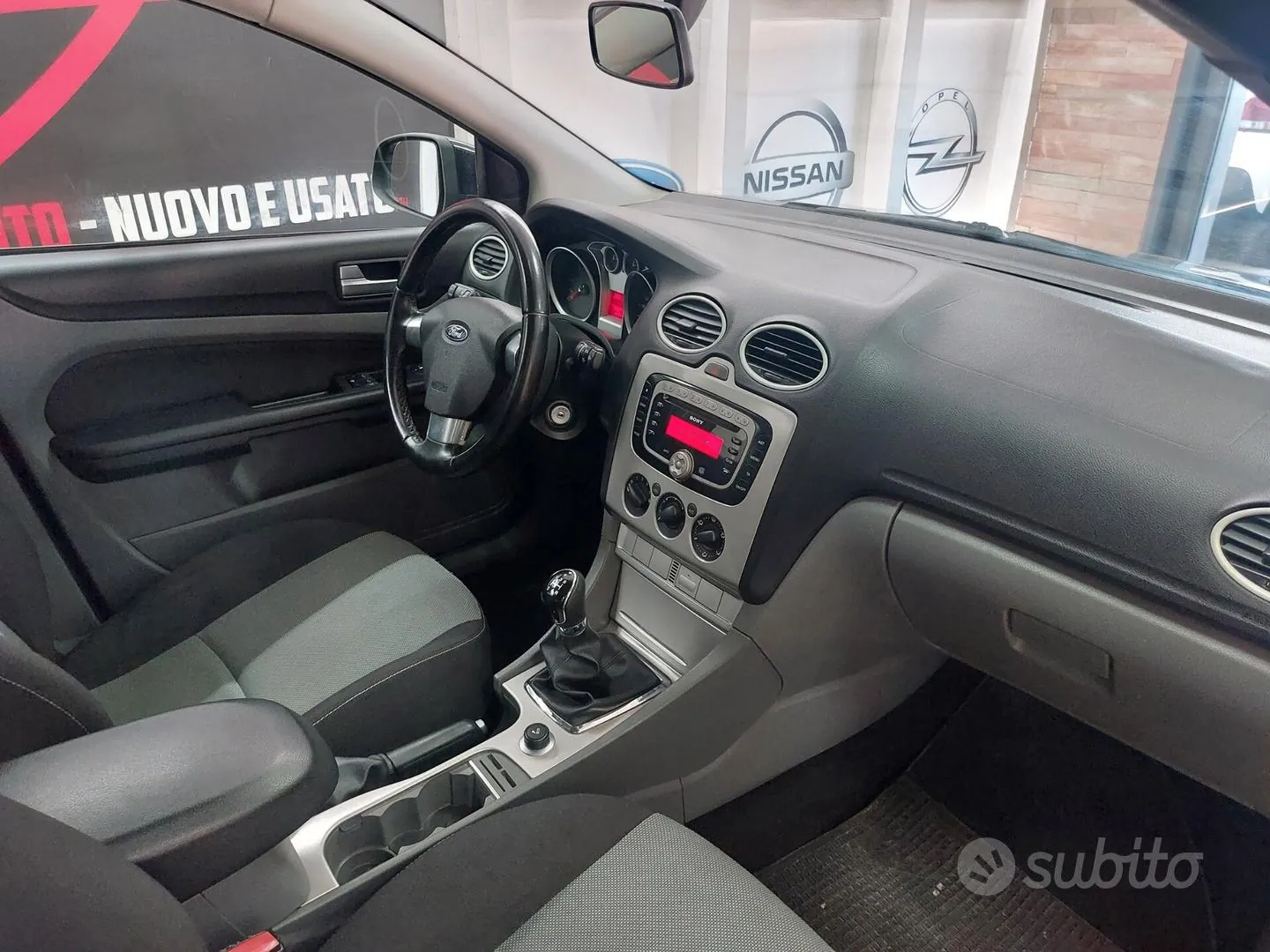 Ford Focus 2009 photo 4