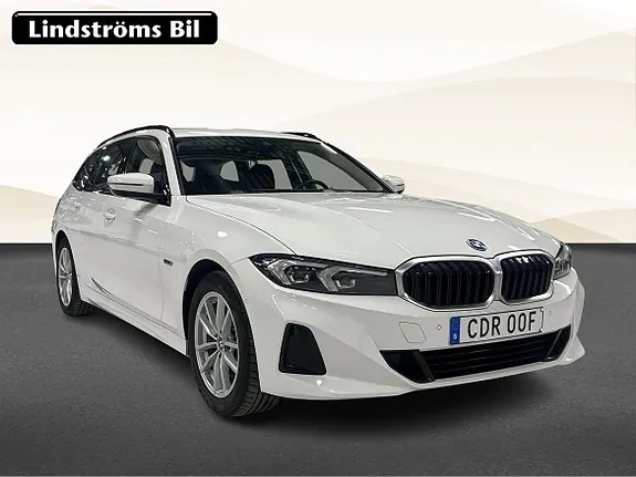 BMW 330E 2023 photo 3