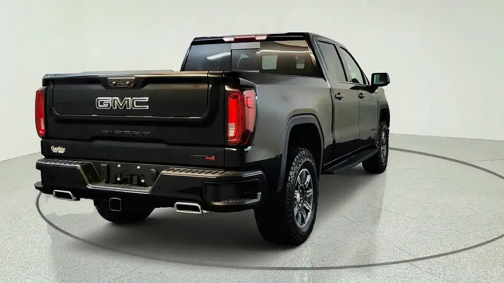 GMC Sierra 1500 2026 photo 3