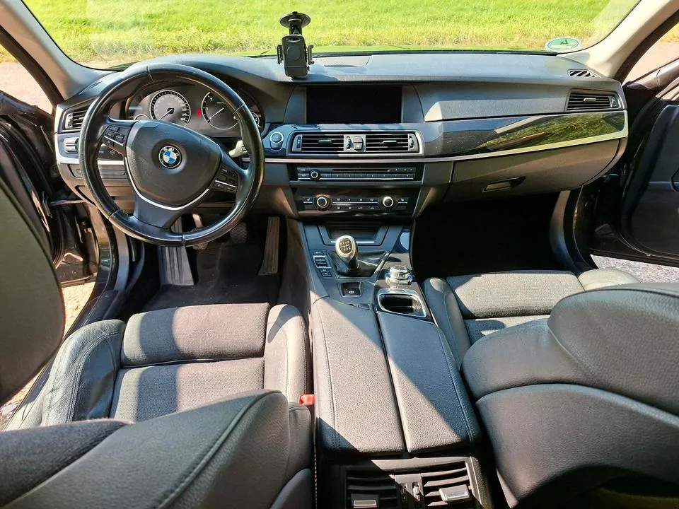 BMW F11 520D