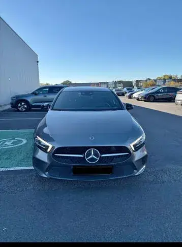 Mercedes-Benz A180D