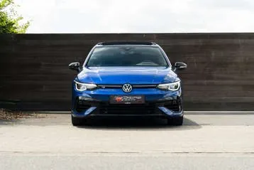 Volkswagen Golf 2023 photo 2