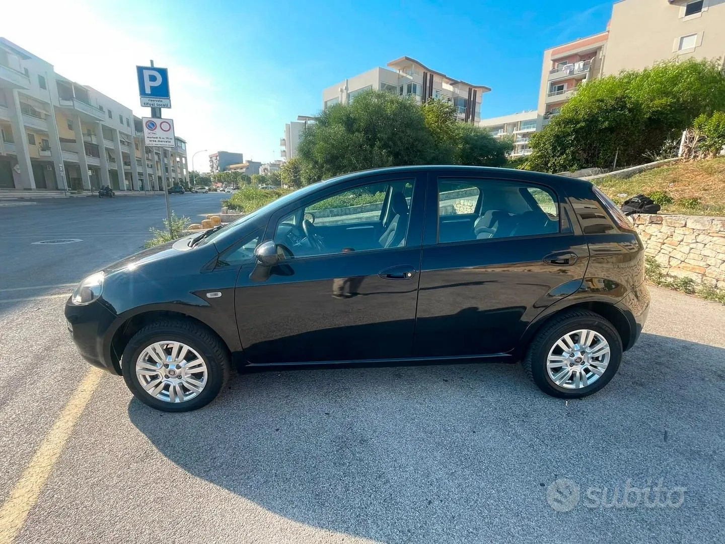 Fiat Punto 2014 photo 2