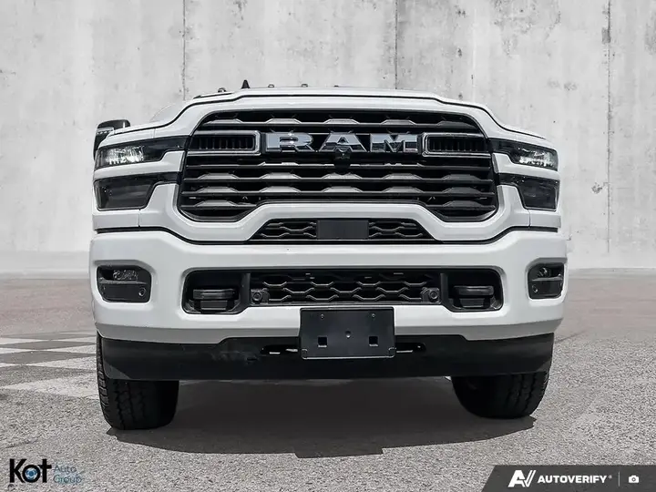 Ram 3500 2026 photo 2
