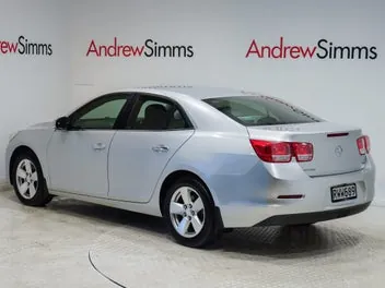 Holden Malibu 2013 photo 3