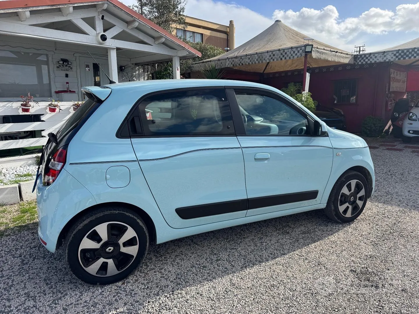 Renault Twingo 2017 photo 2