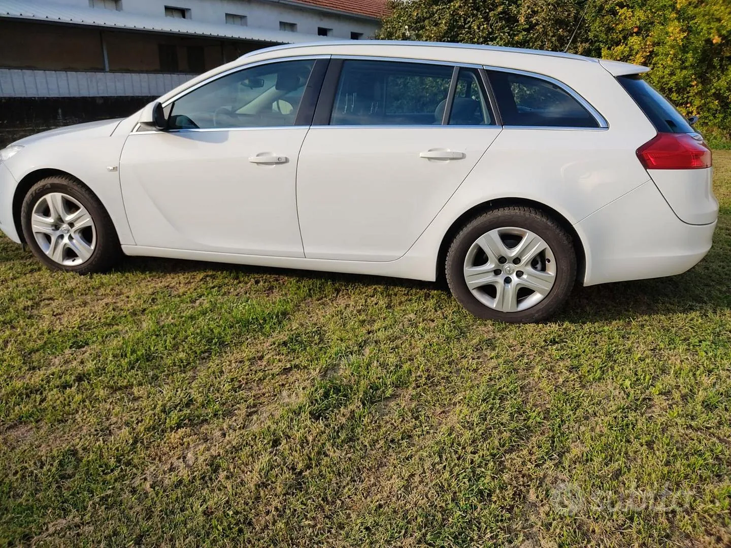 Opel Insignia 2010 photo 3