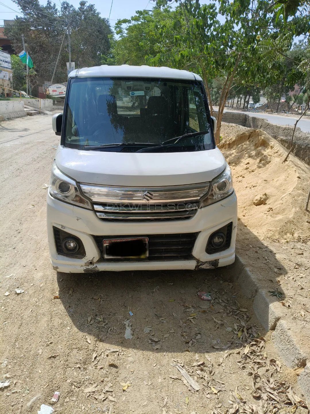 Suzuki Spacia